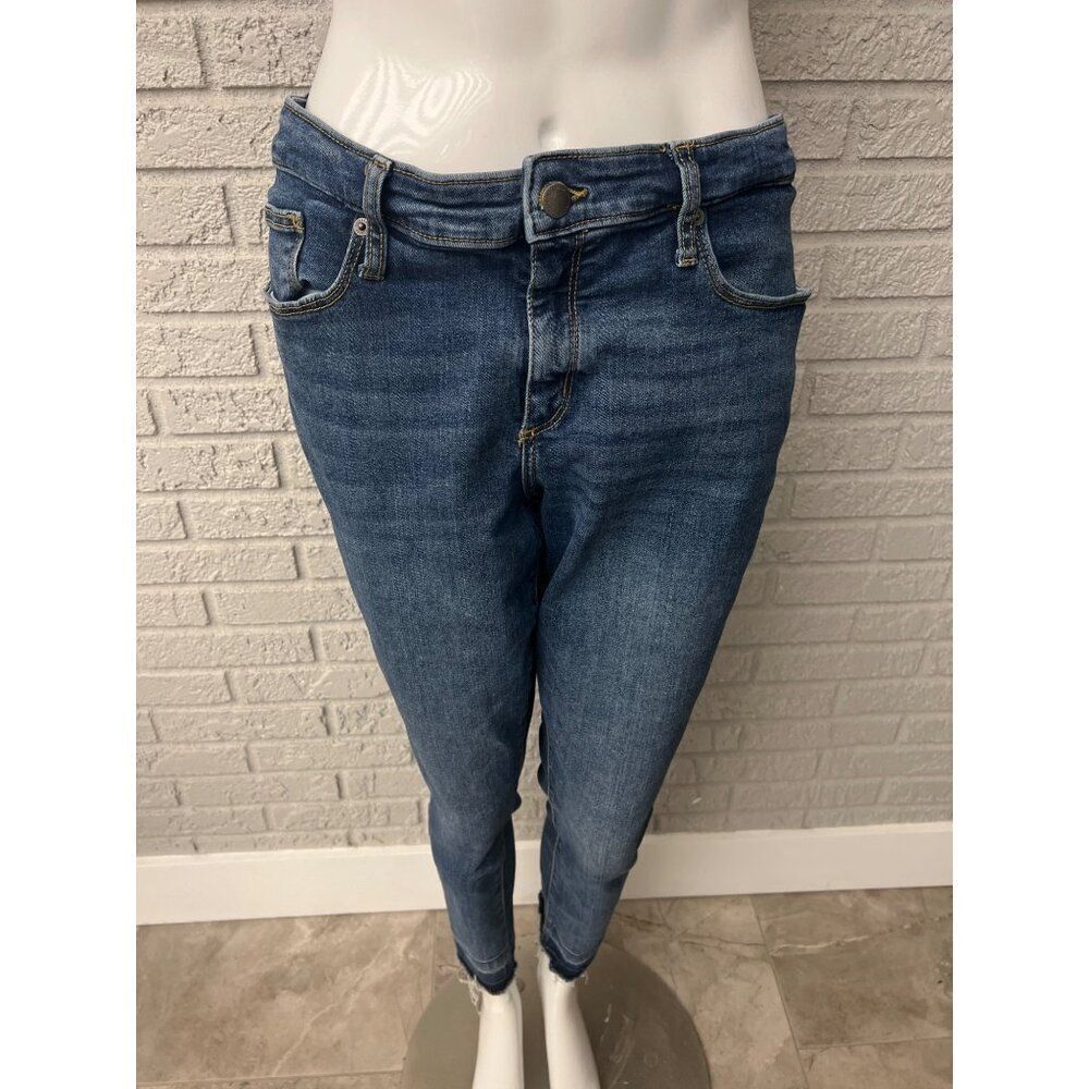 Universal Thread Women Mid Rise Skinny Jeans With Raw Hem Size 16/33R